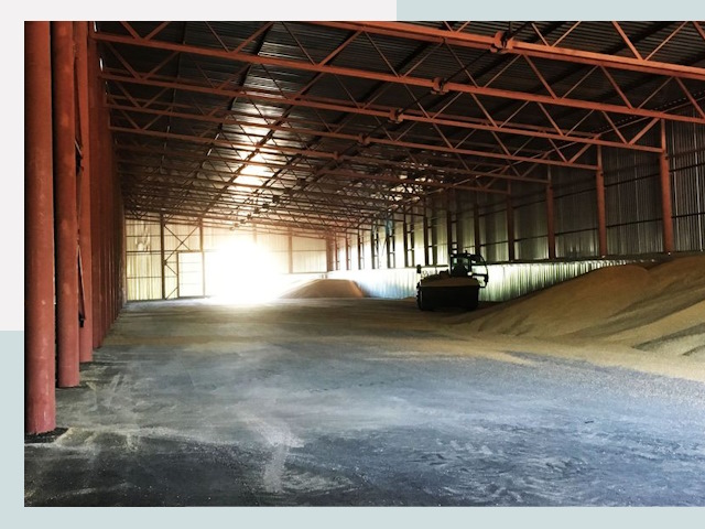 Строительство зернохранилищ в Ртищеве